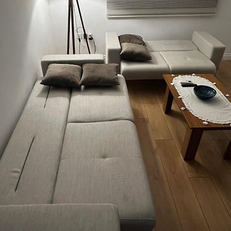 Stylish 3 Bedroom Apartment In Kyrenia  Exterior photo