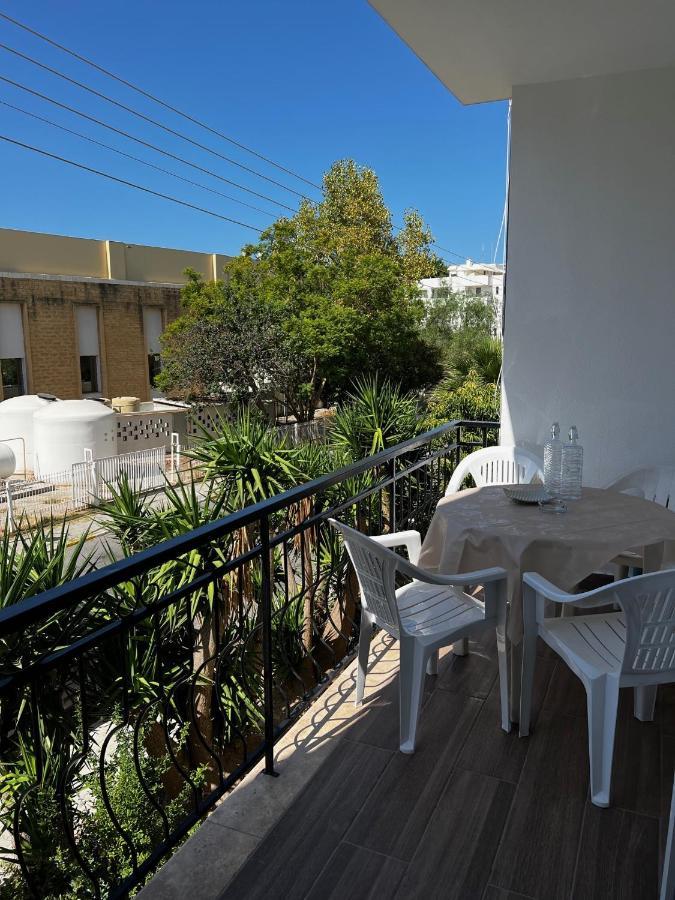 Stylish 3 Bedroom Apartment In Kyrenia  Exterior photo