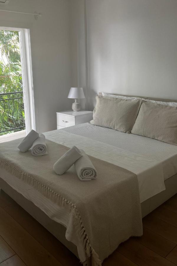 Stylish 3 Bedroom Apartment In Kyrenia  Exterior photo