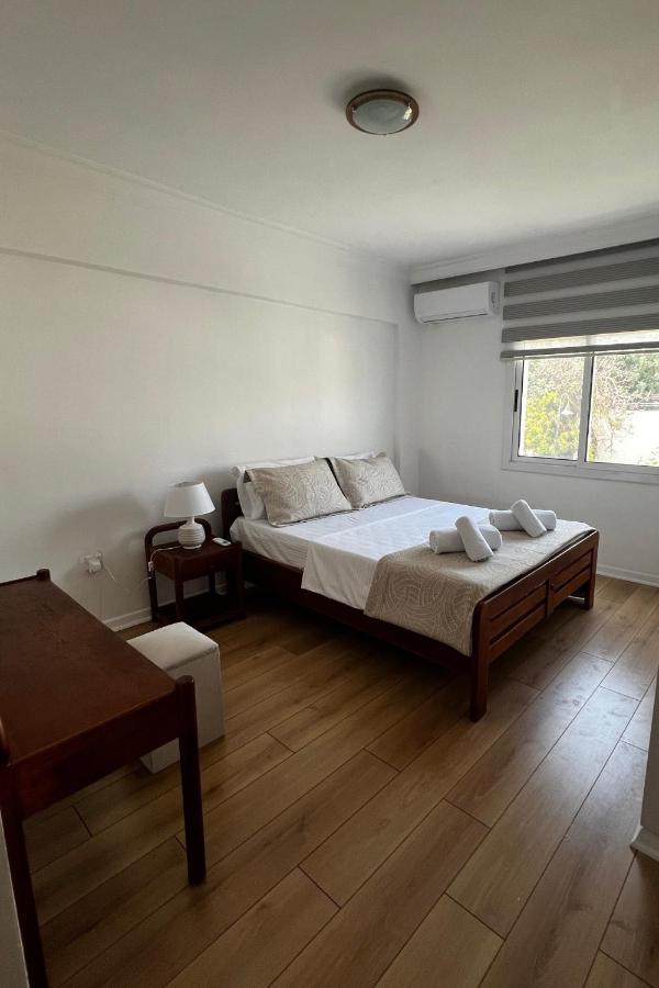 Stylish 3 Bedroom Apartment In Kyrenia  Exterior photo